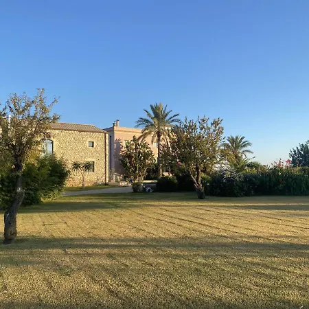 Charming Retreat In The Sicilian Countryside Vila *